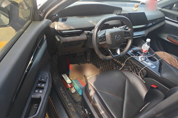 Used CHANGAN UNI-V 2022 1.5T Sport Edition Driver Seat