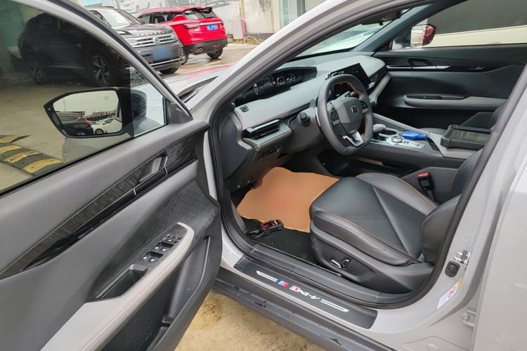 Used CHANGAN UNI-V 2022 1.5T Prestige Version Driver Seat