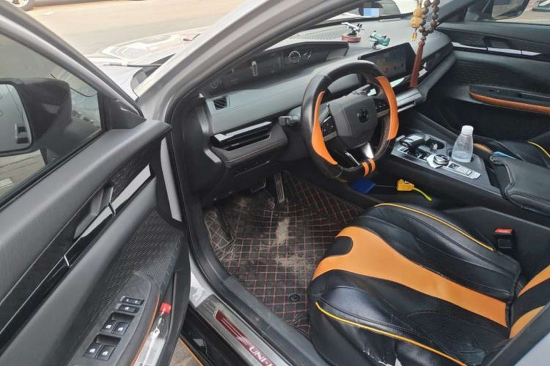 Used CHANGAN UNI-V 2022 1.5T Sport Edition Driver Seat
