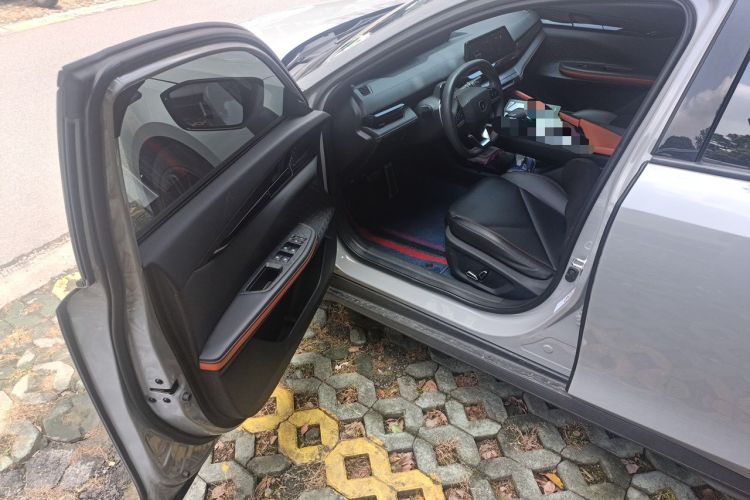 Used CHANGAN UNI-V 2022 1.5T Prestige Version Driver Seat