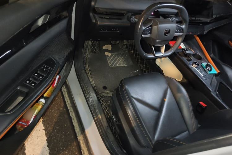 Used CHANGAN UNI-V 2022 1.5T Prestige Version Driver Seat
