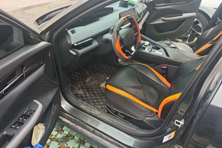 Used CHANGAN UNI-V 2022 1.5T Prestige Version Driver Seat