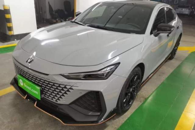 Used CHANGAN UNI-V 2022 2.0T Leading-Speed Edition