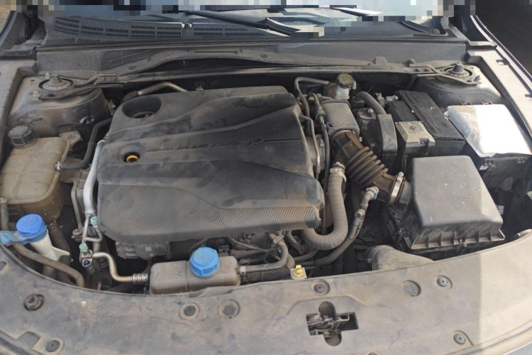 Used CHANGAN UNI-V 2022 1.5T Sport Edition Engine Bay