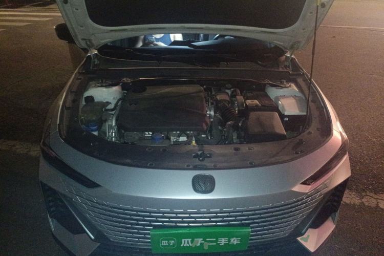 Used CHANGAN UNI-V 2022 1.5T Prestige Version Engine Bay