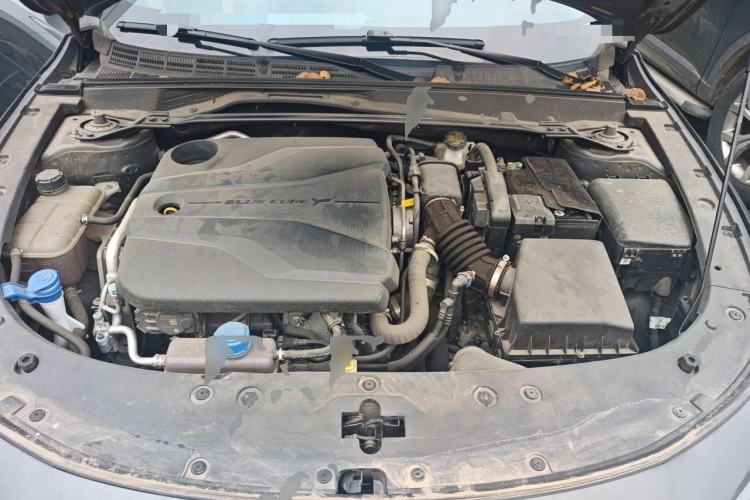 Used CHANGAN UNI-V 2022 1.5T Prestige Version Engine Bay