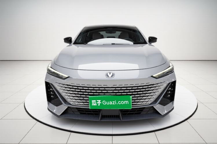 Used CHANGAN UNI-V 2022 1.5T Prestige Version Exterior 1