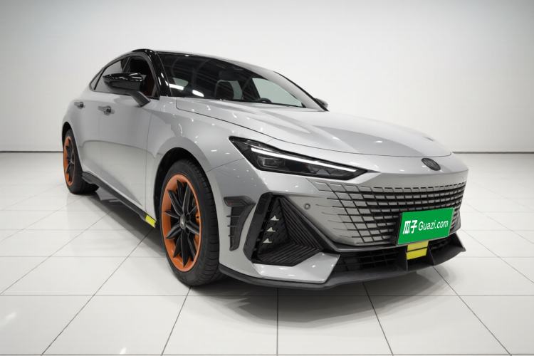 Used CHANGAN UNI-V 2022 1.5T Prestige Version Exterior 1