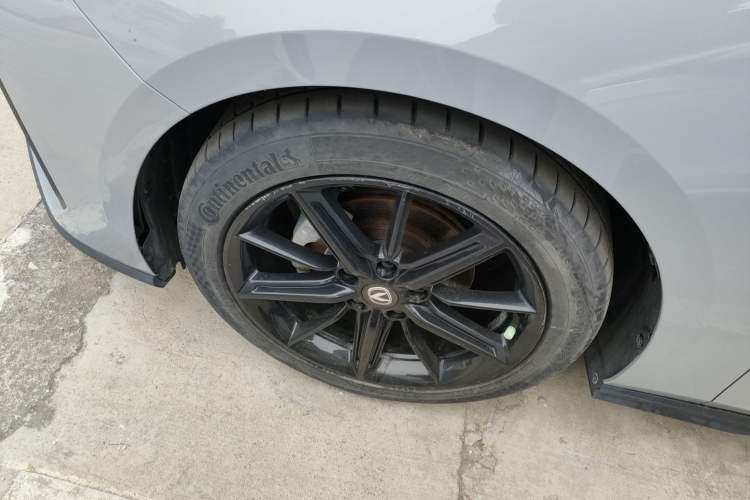 Used CHANGAN UNI-V 2022 1.5T Prestige Version Exterior 7