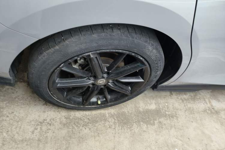 Used CHANGAN UNI-V 2022 1.5T Prestige Version Exterior 8