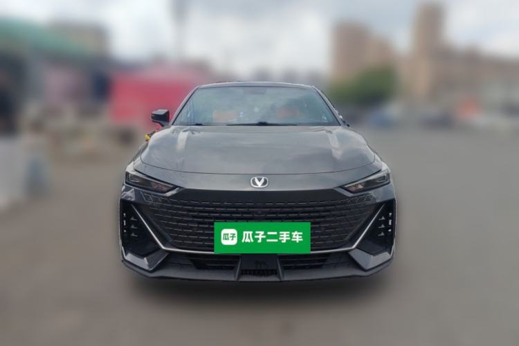 Used CHANGAN UNI-V 2022 1.5T Prestige Version Front