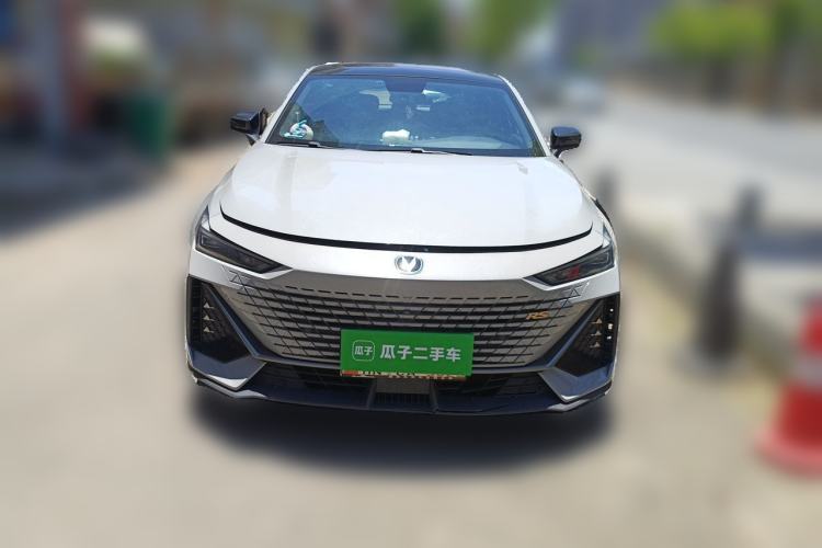 Used CHANGAN UNI-V 2022 1.5T Prestige Version Front