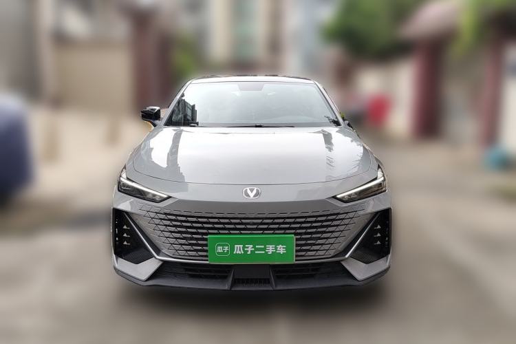 Used CHANGAN UNI-V 2022 1.5T Prestige Version Front