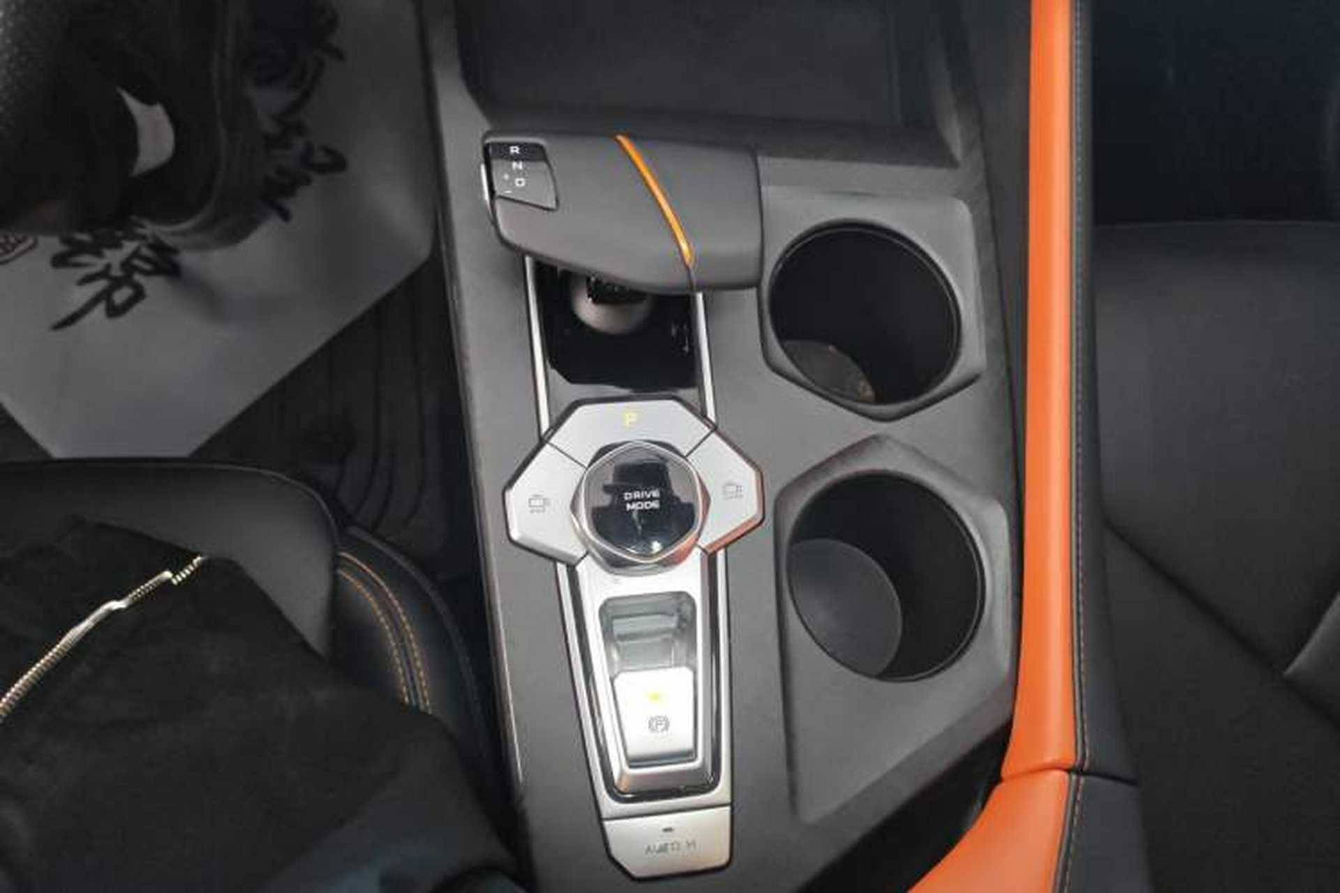 Used CHANGAN UNI-V 2022 1.5T Prestige Version Gear Lever