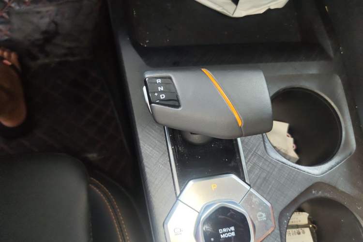 Used CHANGAN UNI-V 2022 1.5T Prestige Version Gear Lever