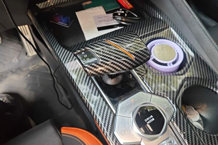 Used CHANGAN UNI-V 2022 2.0T Sporty Version Gear Lever