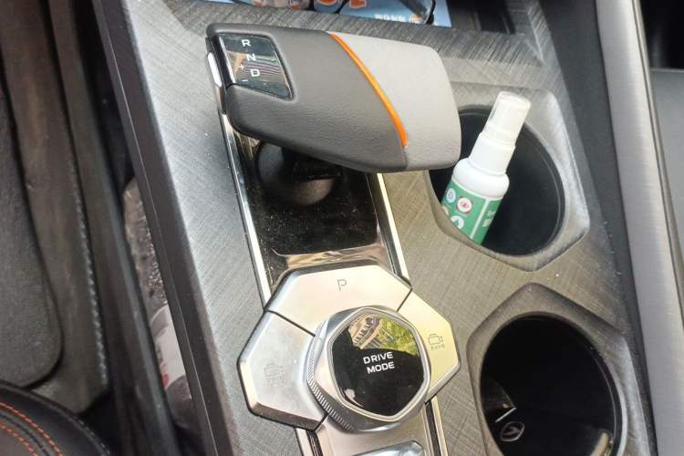 Used CHANGAN UNI-V 2022 1.5T Prestige Version Gear Lever