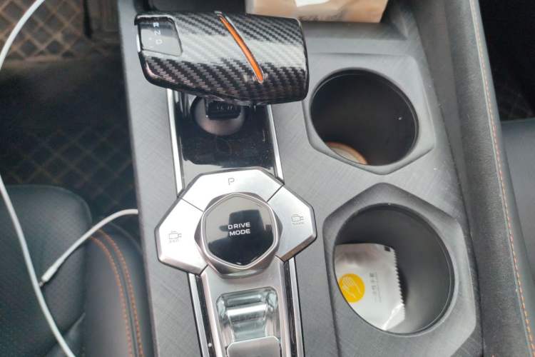 Used CHANGAN UNI-V 2022 1.5T Sport Edition Gear Lever
