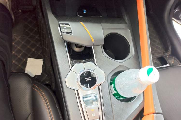 Used CHANGAN UNI-V 2022 1.5T Smart Navigation Version Gear Lever