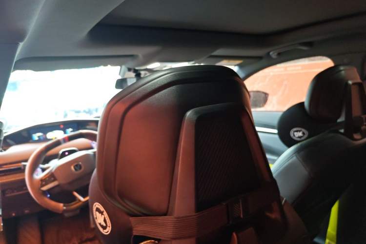 Used CHANGAN UNI-V 2022 1.5T Sport Edition Headliner