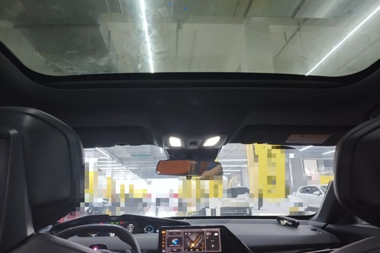Used CHANGAN UNI-V 2022 1.5T Prestige Version Headliner