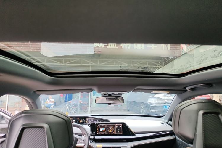 Used CHANGAN UNI-V 2022 1.5T Prestige Version Headliner
