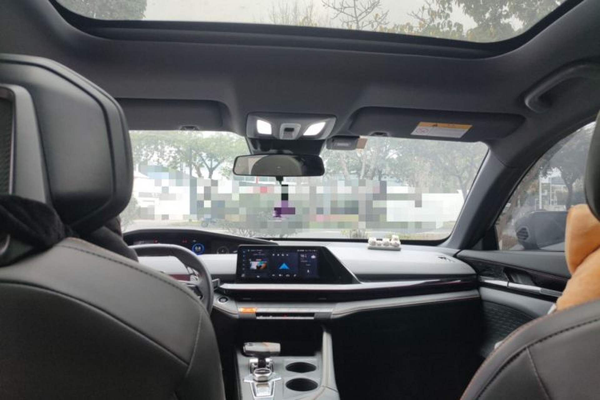 Used CHANGAN UNI-V 2022 1.5T Prestige Version Headliner