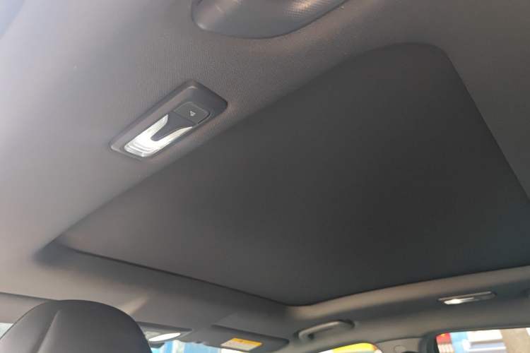 Used CHANGAN UNI-V 2022 2.0T Sporty Version Headliner