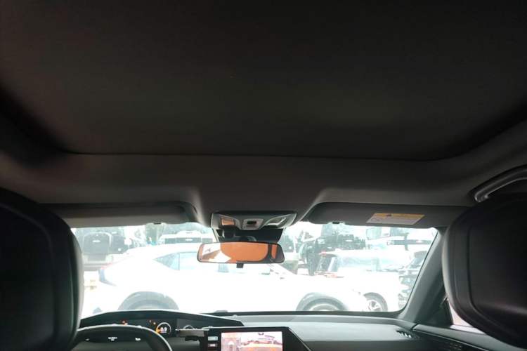 Used CHANGAN UNI-V 2022 1.5T Prestige Version Headliner