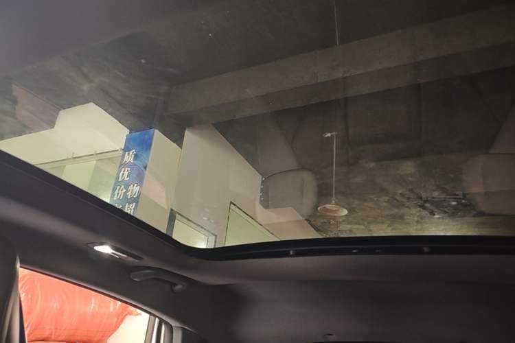 Used CHANGAN UNI-V 2022 1.5T Prestige Version Headliner