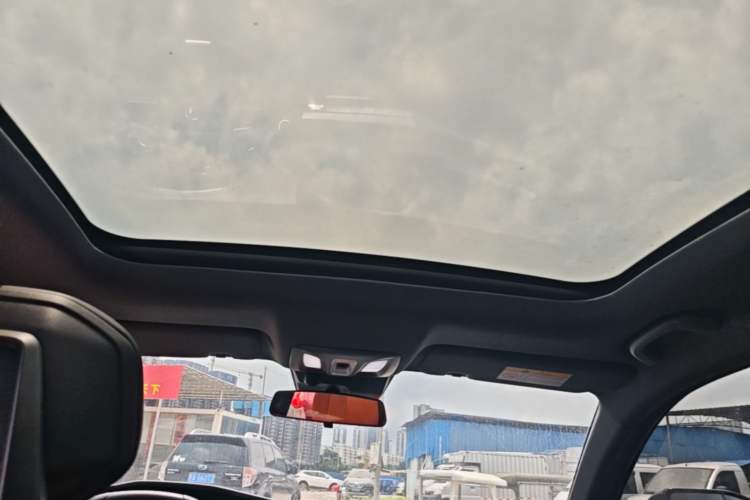 Used CHANGAN UNI-V 2022 1.5T Prestige Version Headliner