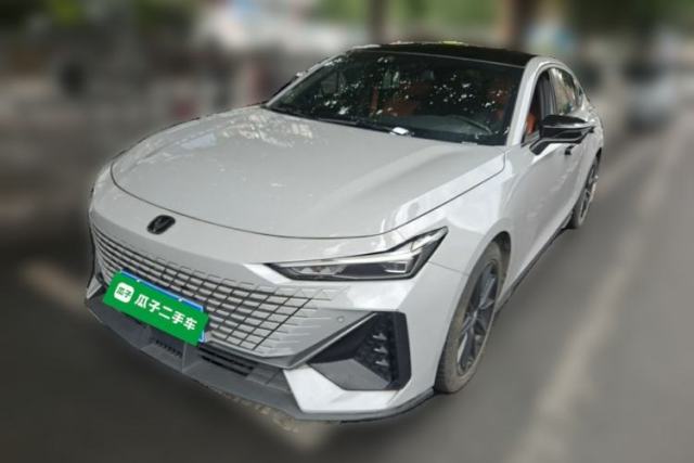 Used CHANGAN UNI-V 2022 1.5T Prestige Version