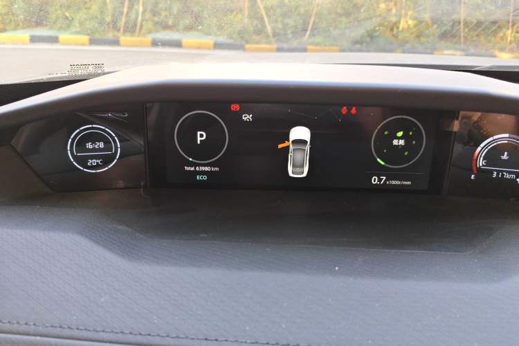 Used CHANGAN UNI-V 2022 1.5T Prestige Version Instrument Cluster