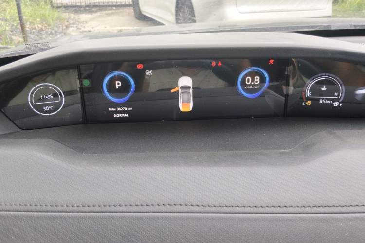 Used CHANGAN UNI-V 2022 1.5T Prestige Version Instrument Cluster