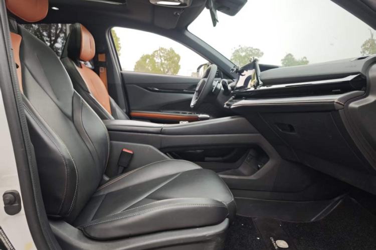 Used CHANGAN UNI-V 2022 1.5T Prestige Version Interior 3