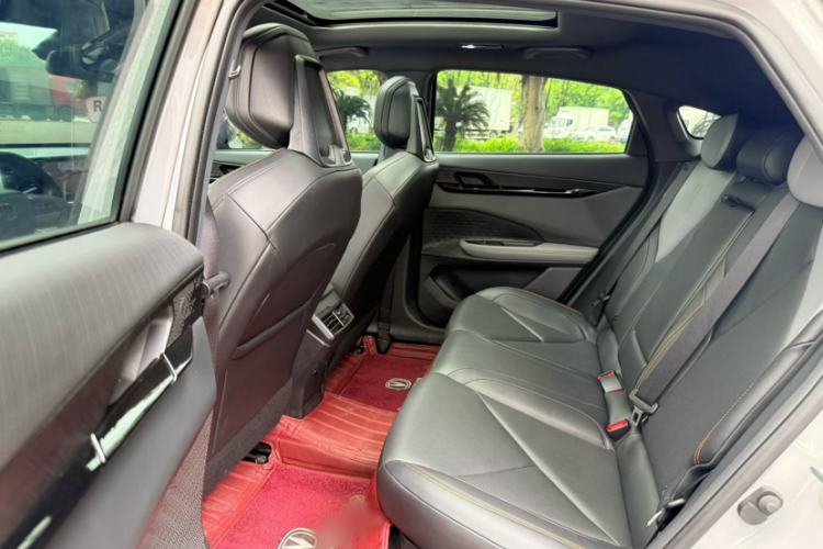 Used CHANGAN UNI-V 2022 1.5T Prestige Version Interior 3