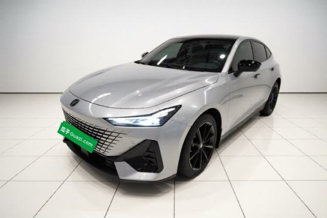 Used CHANGAN UNI-V 2022 1.5T Prestige Version