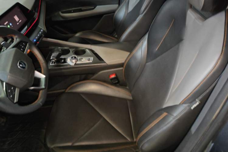 Used CHANGAN UNI-V 2022 1.5T Prestige Version Left Front Seat