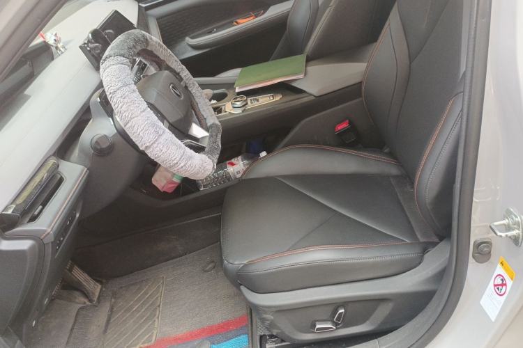 Used CHANGAN UNI-V 2022 1.5T Prestige Version Left Front Seat