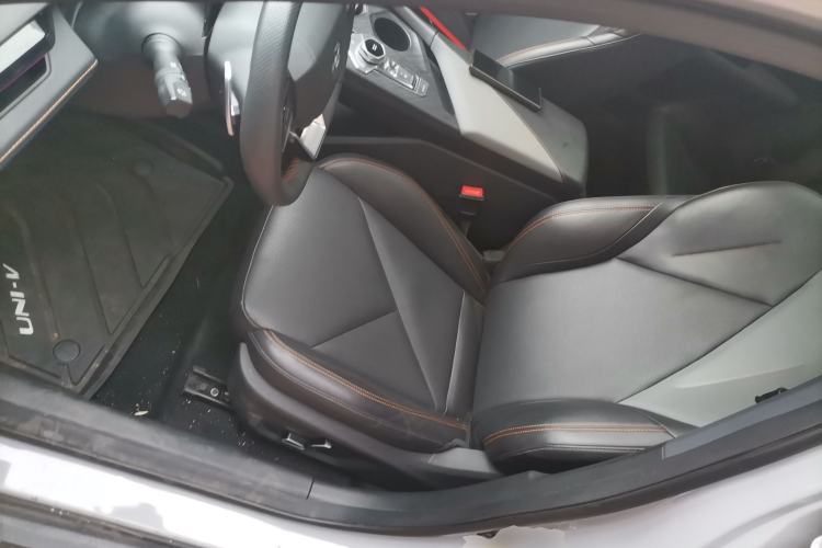 Used CHANGAN UNI-V 2022 1.5T Prestige Version Left Front Seat