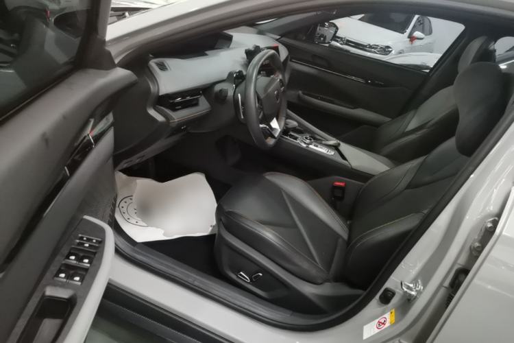 Used CHANGAN UNI-V 2022 1.5T Prestige Version Left Front Seat