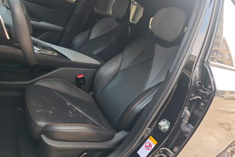 Used CHANGAN UNI-V 2022 1.5T Prestige Version Left Front Seat