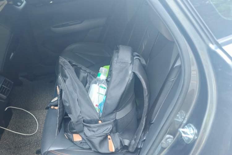 Used CHANGAN UNI-V 2022 1.5T Smart Navigation Version Left Rear Seat