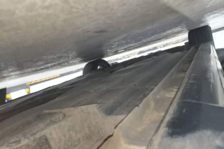Used CHANGAN UNI-V 2022 2.0T Leading-Speed Edition Left Side Sill