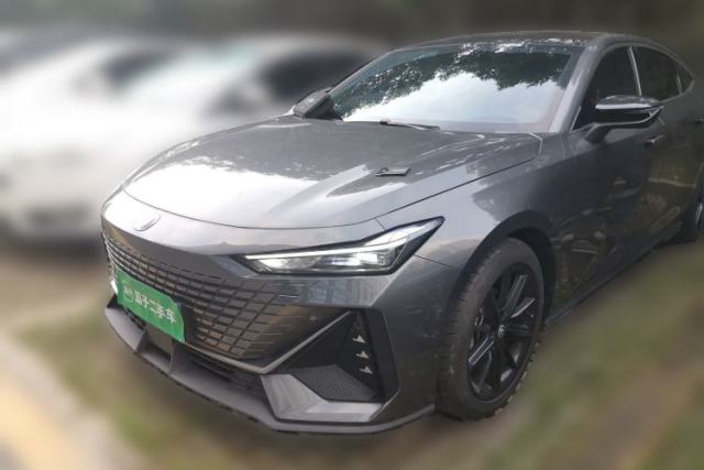 Used CHANGAN UNI-V 2022 1.5T Prestige Version