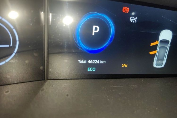 Used CHANGAN UNI-V 2022 1.5T Prestige Version Odometer Close Up