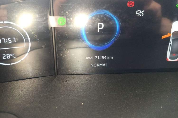 Used CHANGAN UNI-V 2022 1.5T Sport Edition Odometer Close Up