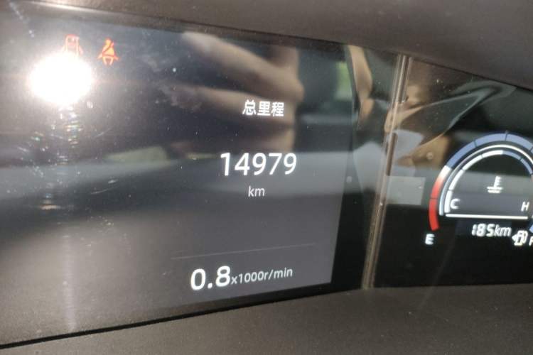 Used CHANGAN UNI-V 2022 1.5T Prestige Version Odometer Close Up