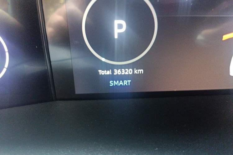 Used CHANGAN UNI-V 2022 1.5T Prestige Version Odometer Close Up