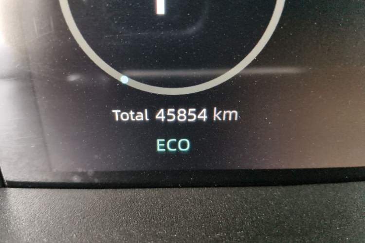 Used CHANGAN UNI-V 2022 1.5T Sport Edition Odometer Close Up